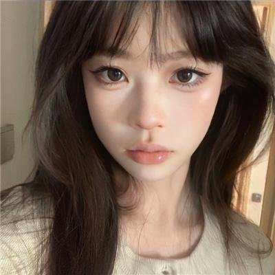 你是枕边穿堂风