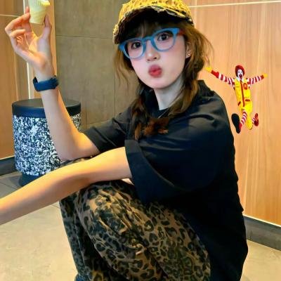 顾总的隐婚娇妻是女帝